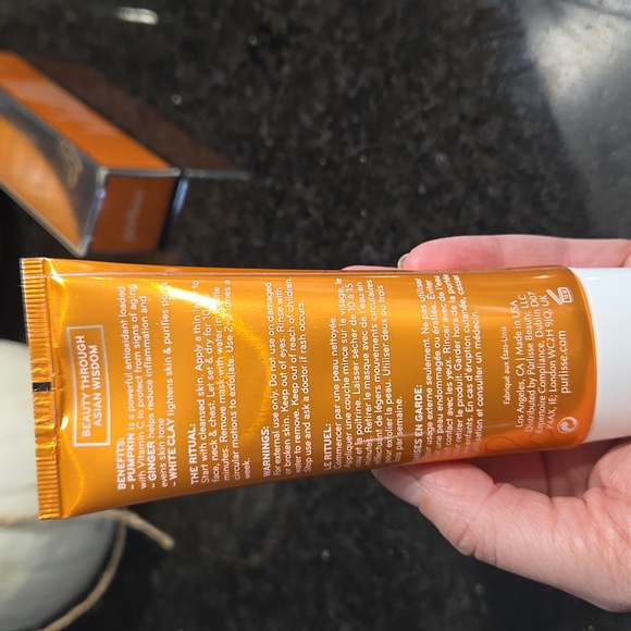 PURLISSE BEAUTY Pumpkin + Ginger Detoxifying Charcoal Mask - Picture 6 of 6